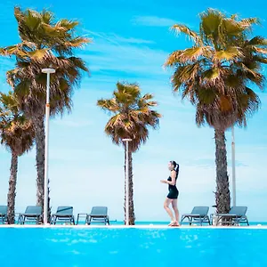 Prestige Hotel Golem (Tirana)